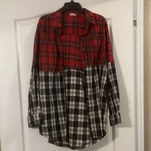 LA MIEL Women's Red and Black Plaid Button Down Shirt